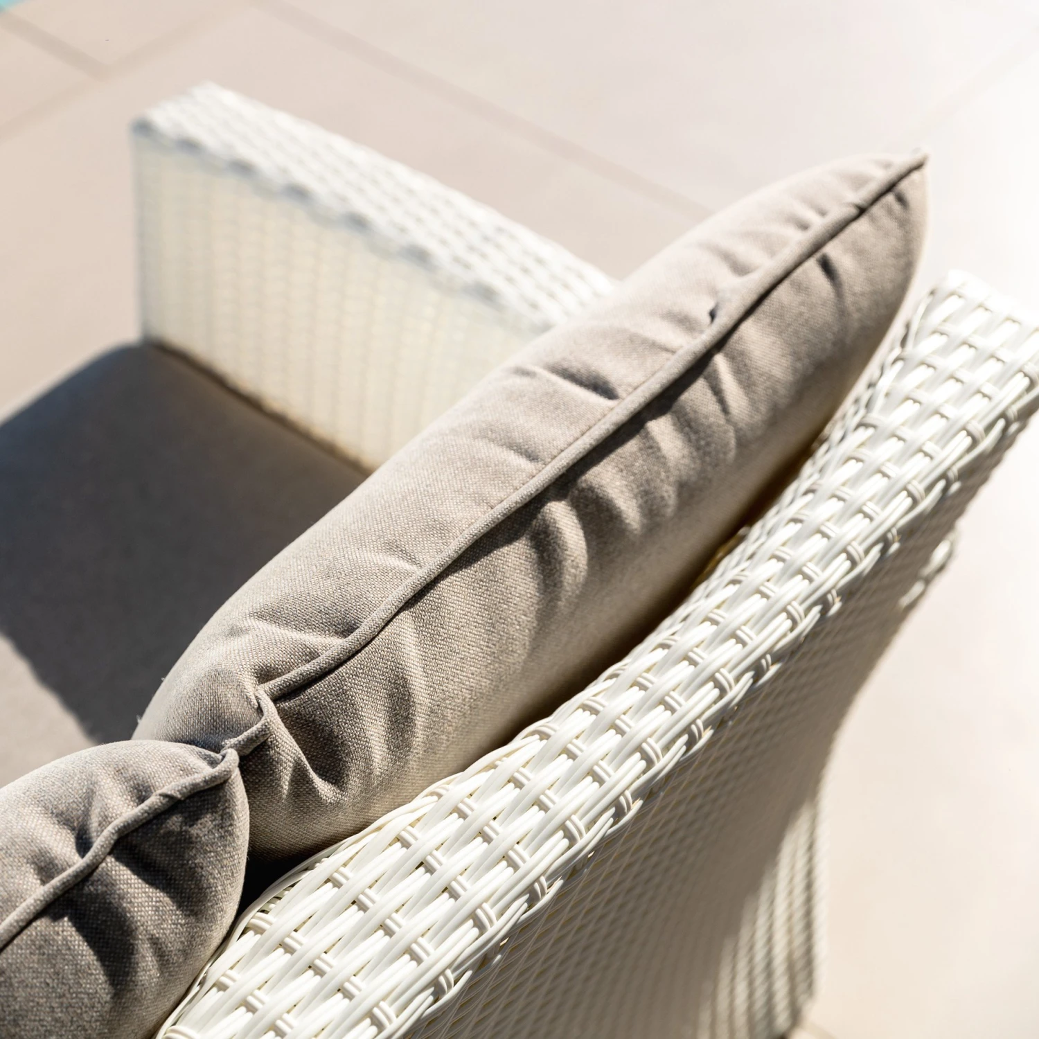 Canapé de jardin 3 places Tivoli - Blanc Canapé De Jardin 3 Places Tivoli - Blanc -Mobilier De Jardin canap de jardin 3 places tivoli blanc 94633 1648221926