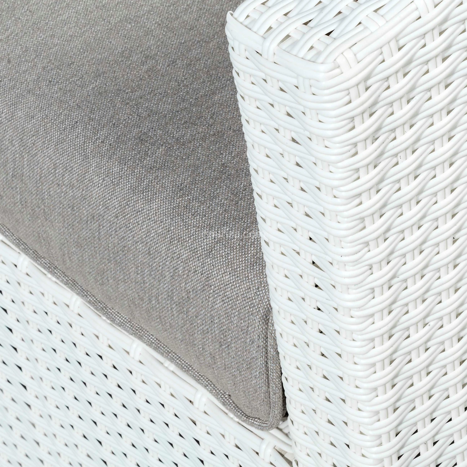 Fauteuil de jardin Tivoli - Blanc/Taupe Fauteuil De Jardin Tivoli - Blanc/Taupe -Mobilier De Jardin fauteuil de jardin tivoli blanc taupe 76685 1583317741