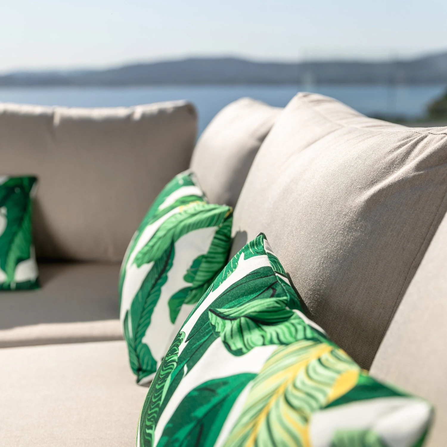 Salon de jardin d'angle Manacor Blanc - 5 places Salon De Jardin D'angle Manacor Blanc - 5 Places -Mobilier De Jardin salon de jardin d angle manacor blanc 5 places 94678 1648462389