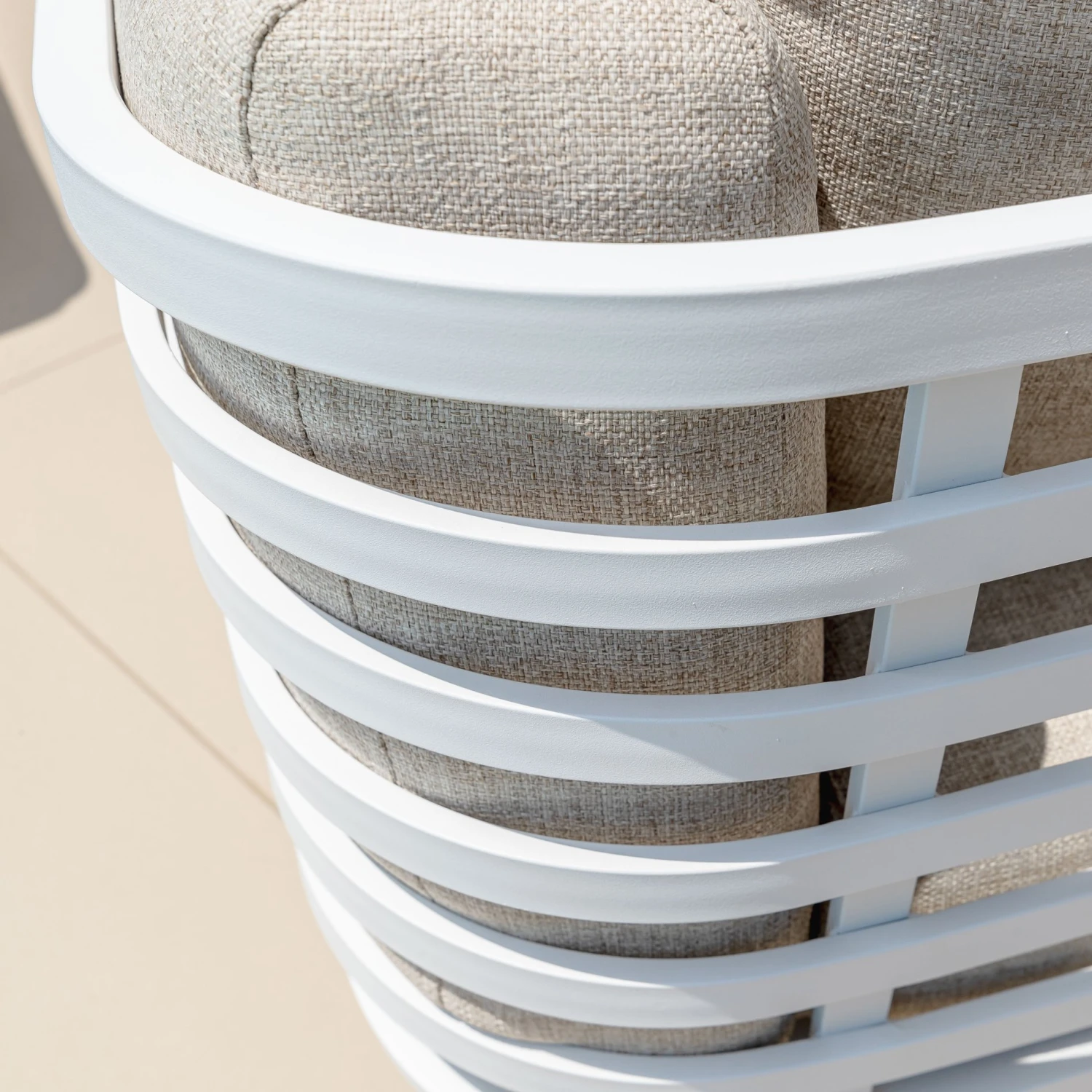 Salon de jardin Monte Carlo 5 places - Blanc Salon De Jardin Monte Carlo 5 Places - Blanc -Mobilier De Jardin salon de jardin monte carlo 5 places blanc 111467 1655387794