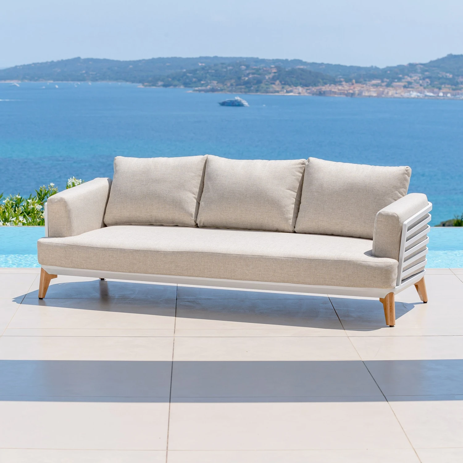 Salon de jardin Monte Carlo 5 places - Blanc Salon De Jardin Monte Carlo 5 Places - Blanc -Mobilier De Jardin salon de jardin monte carlo 5 places blanc 111467 1655387987