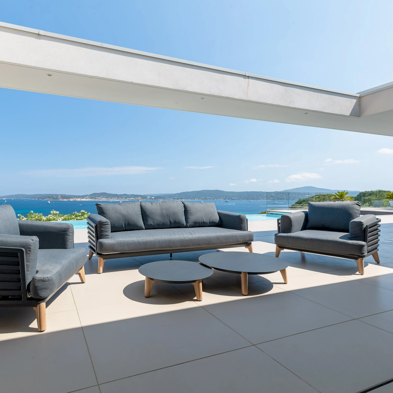 Table basse de jardin ronde (D86 cm) Monte Carlo - Gris anthracite Table Basse De Jardin Ronde (D86 Cm) Monte Carlo - Gris Anthracite -Mobilier De Jardin table basse de jardin dia 86cm monte carlo anthracite 127703 1679302471