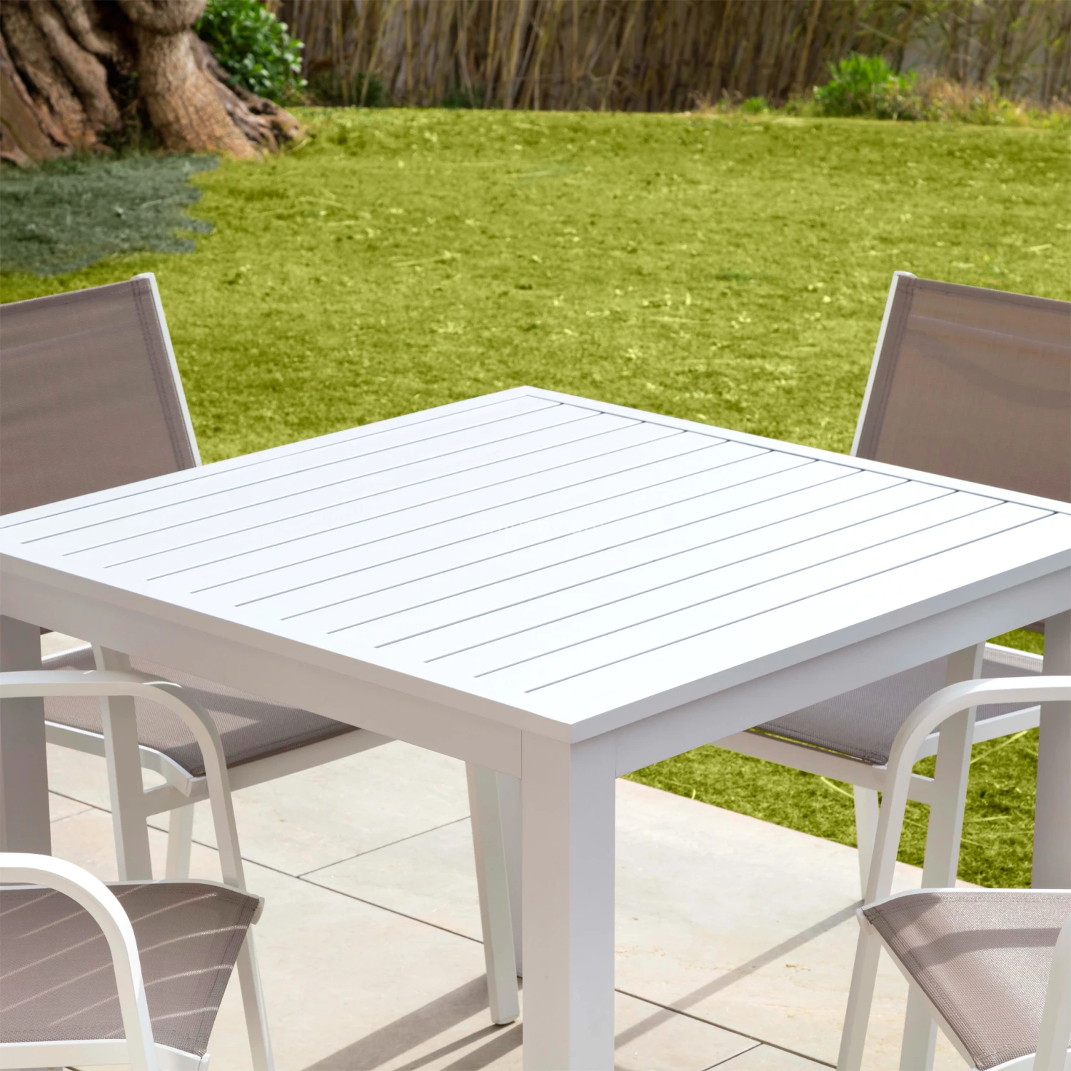 Table de jardin 4 places Aluminium Murano (89 x 89 cm) - Blanche Table De Jardin 4 Places Aluminium Murano (89 X 89 Cm) - Blanche -Mobilier De Jardin table de jardin carree aluminium murano 89 x 89 cm blanche 76607 1583233955