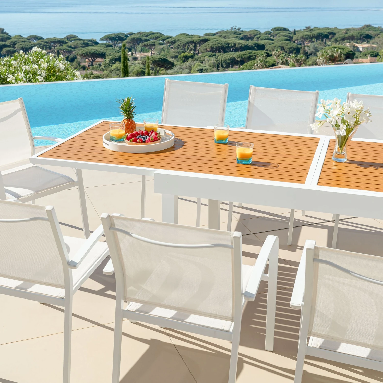 Table de jardin extensible 10 places Aluminium effet bois Murano (270 x 90 cm) - Blanche Table De Jardin Extensible 10 Places Aluminium Effet Bois Murano (270 X 90 Cm) - Blanche -Mobilier De Jardin table de jardin extensible 10 places aluminium effet bois murano 270 x 90 cm blanche 94603 1655452336