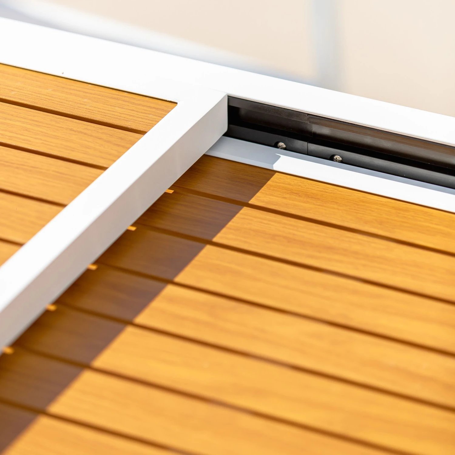 Table de jardin extensible 10 places Aluminium effet bois Murano (270 x 90 cm) - Blanche Table De Jardin Extensible 10 Places Aluminium Effet Bois Murano (270 X 90 Cm) - Blanche -Mobilier De Jardin table de jardin extensible 10 places aluminium effet bois murano 270 x 90 cm blanche 94603 1655452361