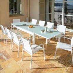 Table De Jardin Extensible 10 Places En Verre Murano (270 X 90 Cm) - Blanche -Mobilier De Jardin table de jardin extensible 10 places en verre murano 270 x 90 cm blanche 76634 1685952480