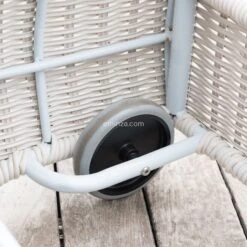 Transat Résine Tressée Calvi - Blanc / Gris Clair -Mobilier De Jardin transat calvi blanc gris 68595 1 1582296110